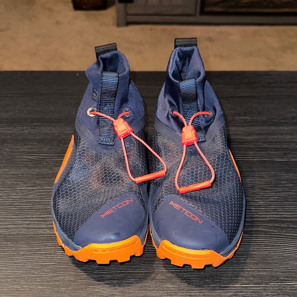 Navy and Orange Athletic Shoes.Nike Metcon